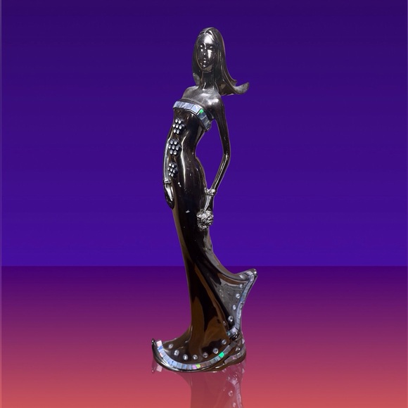 Art Deco/ Art Nouveau Lady Figurine - Picture 2 of 7